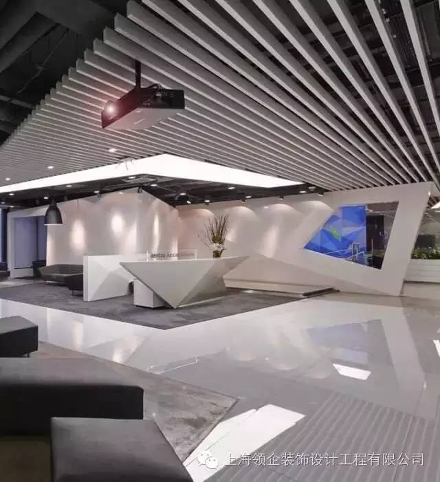 自裝？親戚朋友裝？裝飾公司裝？ 終于有讓人信服的答案了!