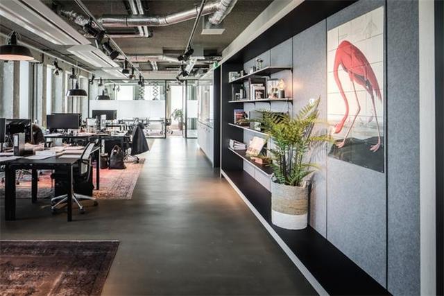 辦公空間:阿姆斯特丹娛樂企業辦公室設計