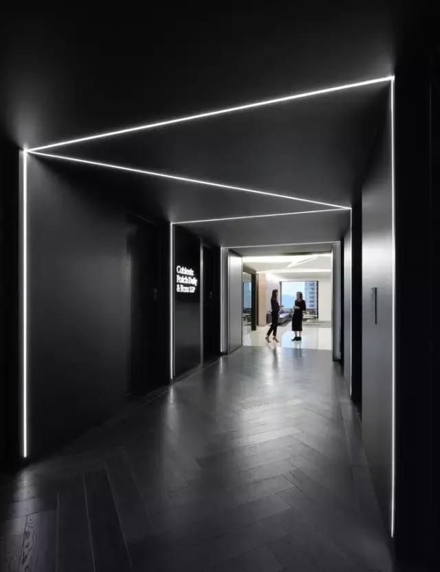 只有黑、白、灰三種顏色的辦公室？——極簡主義的設(shè)計(jì)哲學(xué)