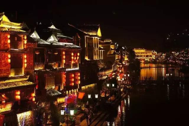 厲害了！觸摸屏公司的現代 loft辦公空間